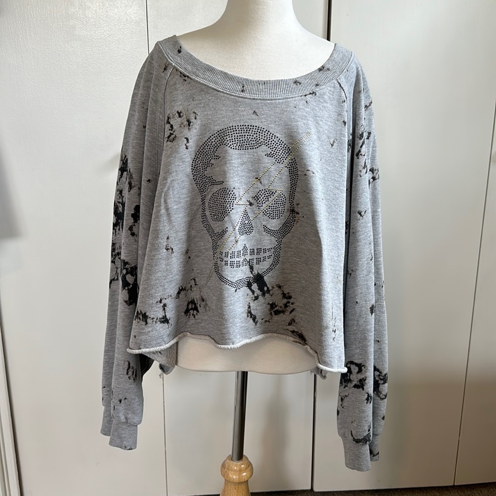 Vintage Havana skull with lightning bolt grey and black tie dye sweatshirt M